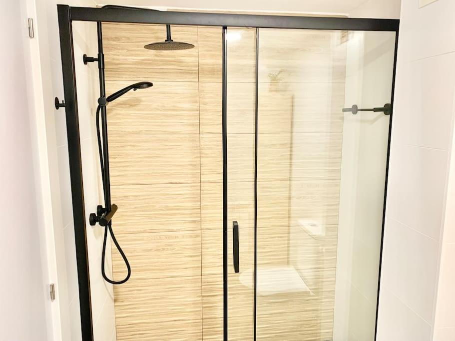 Apartamento Gascona Centro Con Parking Oviedo Exterior foto
